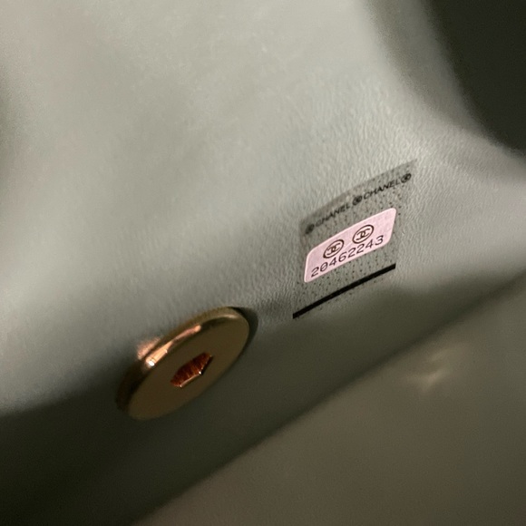 20S Chanel Square mini flap bag 17 cm gold hardware - Picture 10 of 11